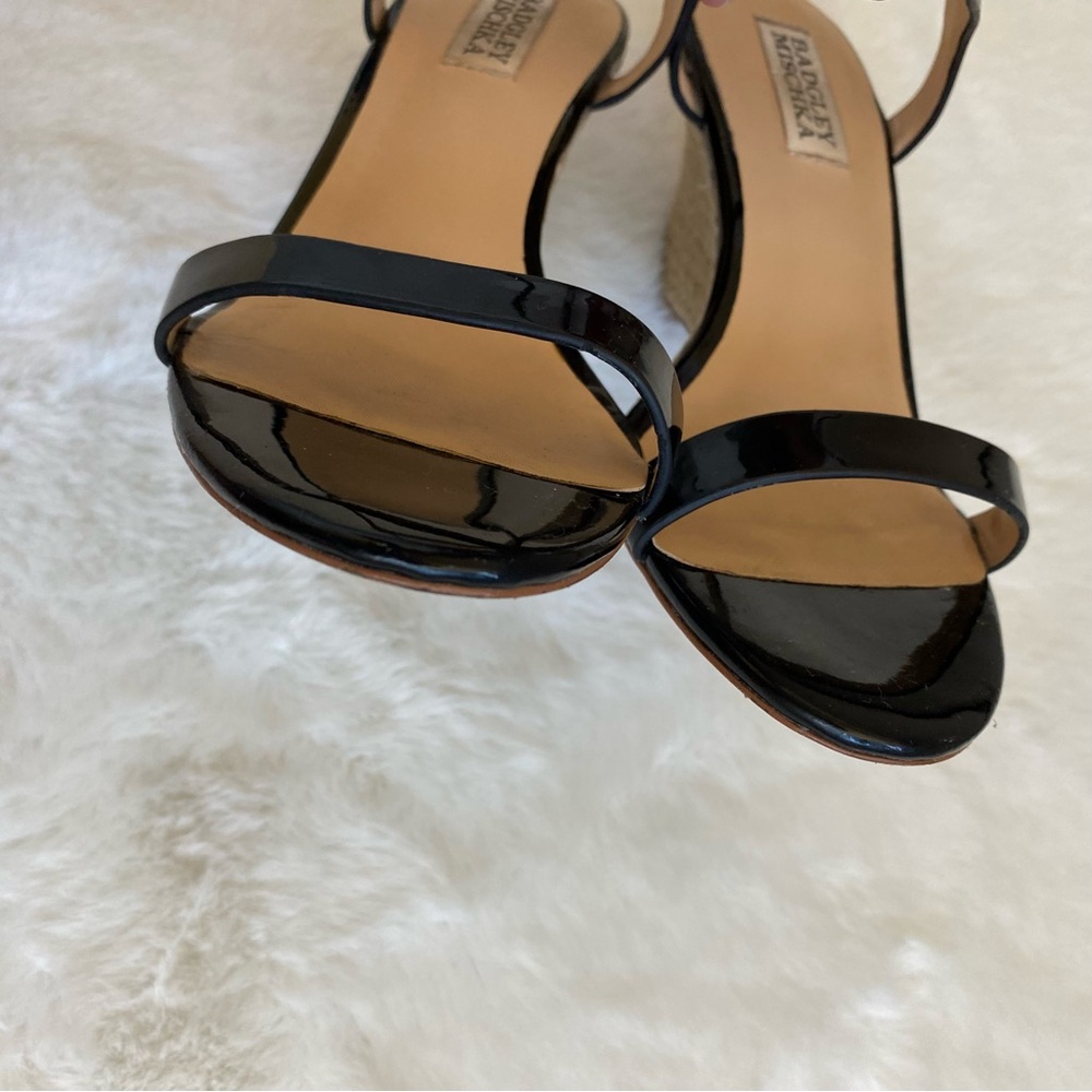 Badgley Mischka Glossy Black Patent Leather Sandals | Sz 6-1/2 - Picture 4 of 9